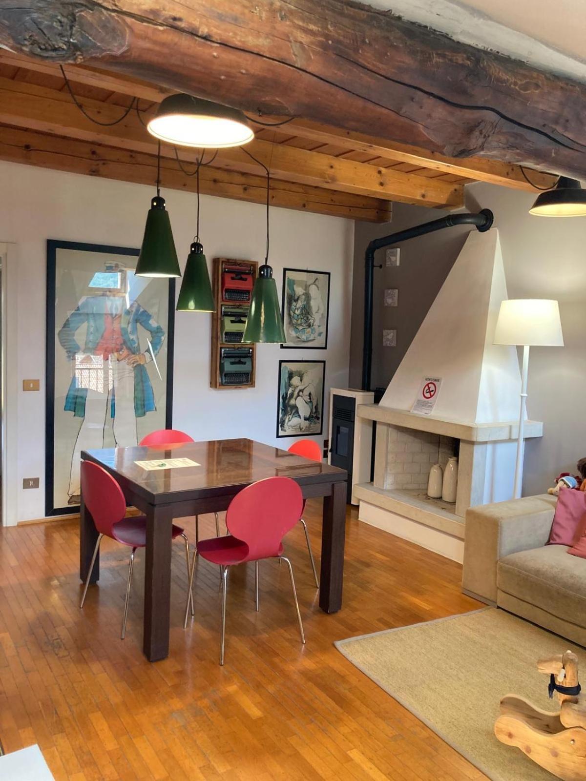 펠트레 A Casa Di Checco B&B 외부 사진